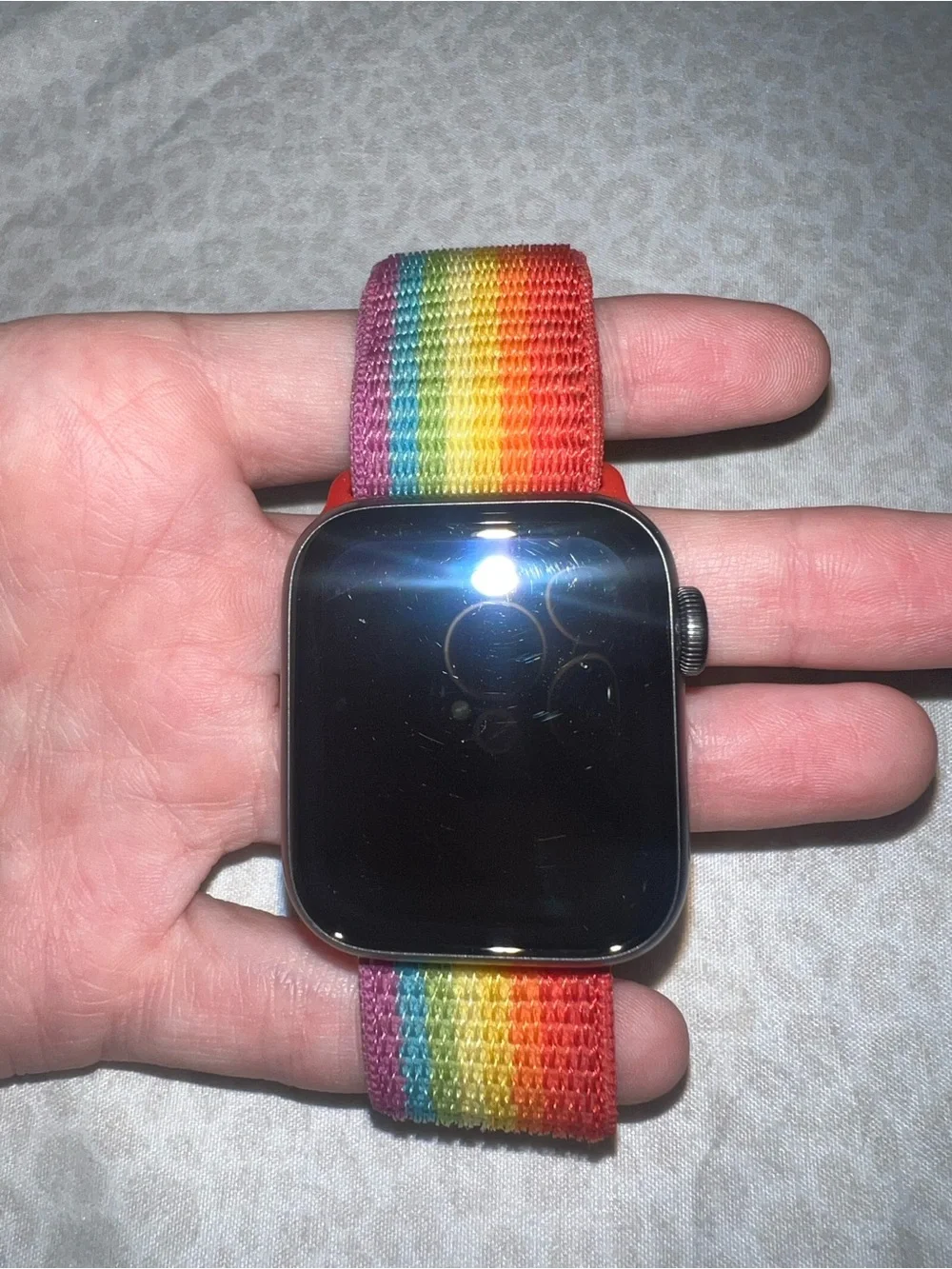 Apple Watch Series 5, 40 mm, GPS + Cellular
